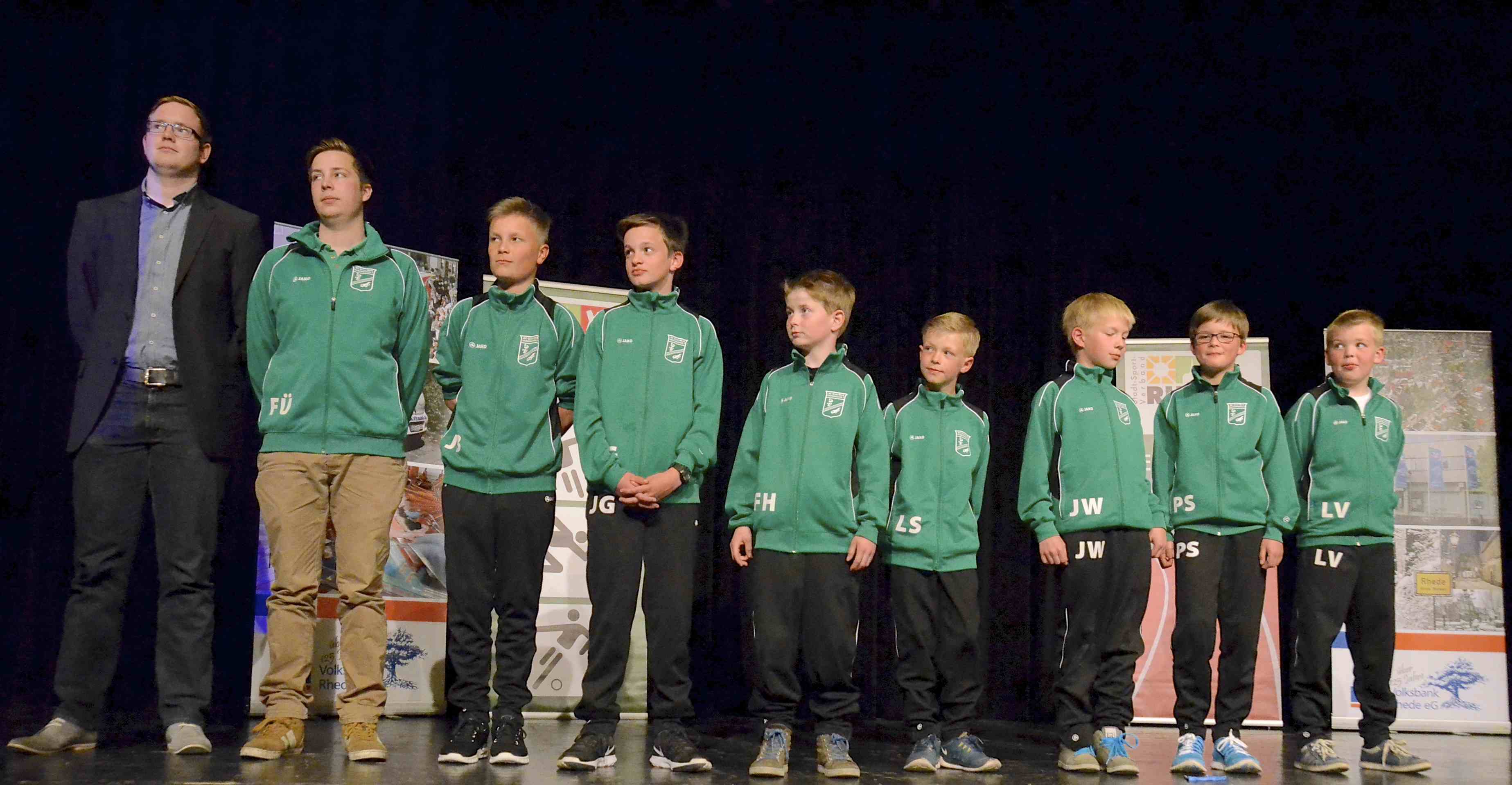 Ehrung der E-Jugend des SC Grün-Weiß Vardingholt, Saison 2013-2014